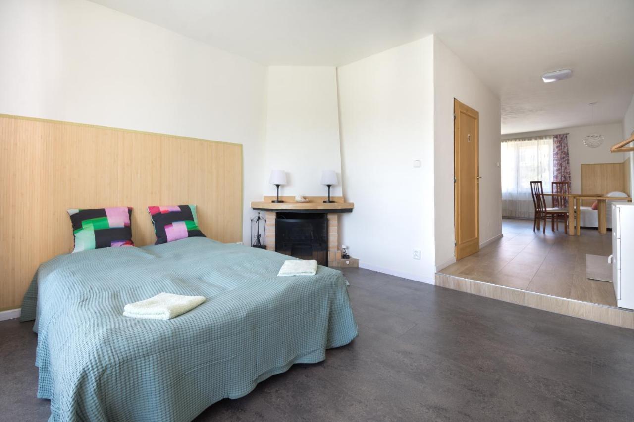 Sunny Apartment Olomouc Buitenkant foto